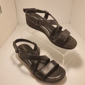 born manta sandals
